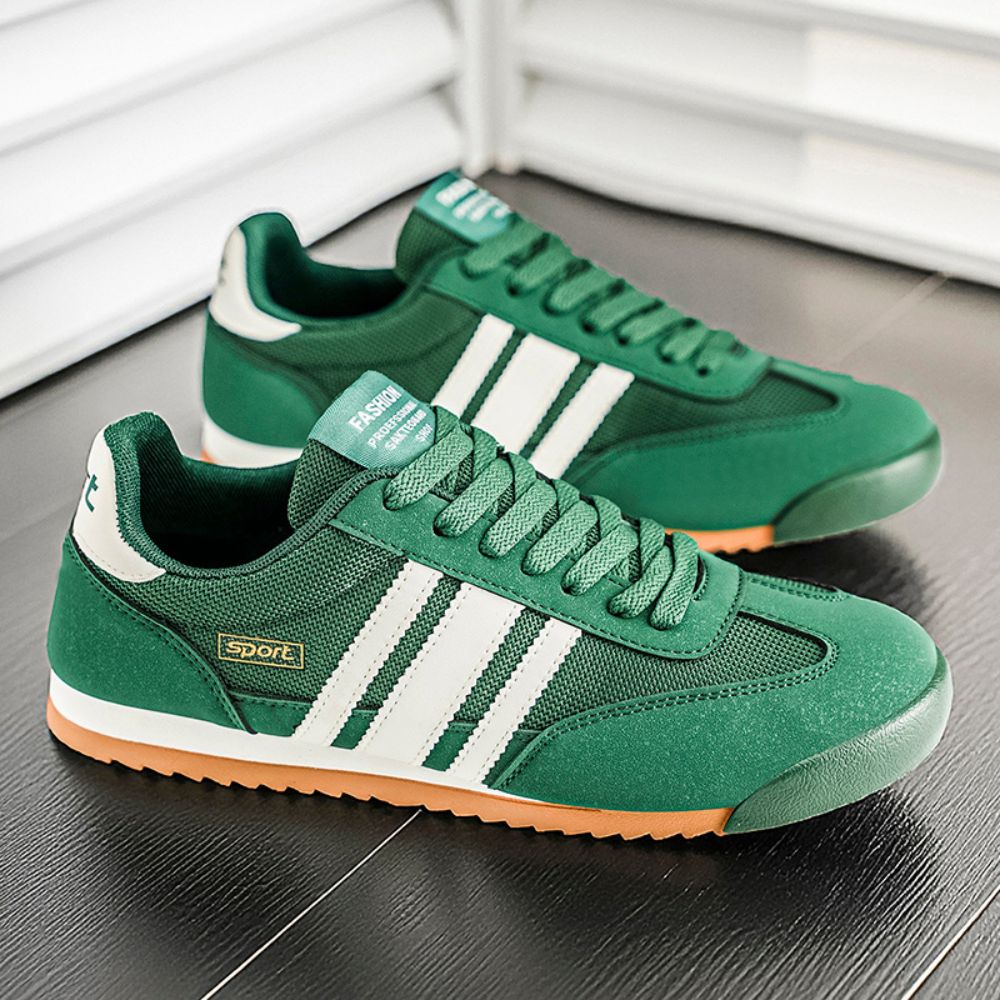 Men lace up striped casual training sneakers