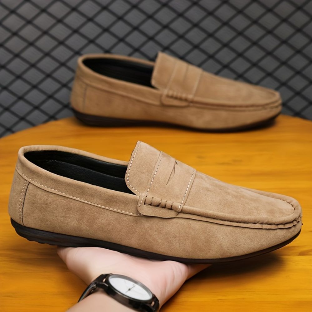 Men slip on casual low top loafers