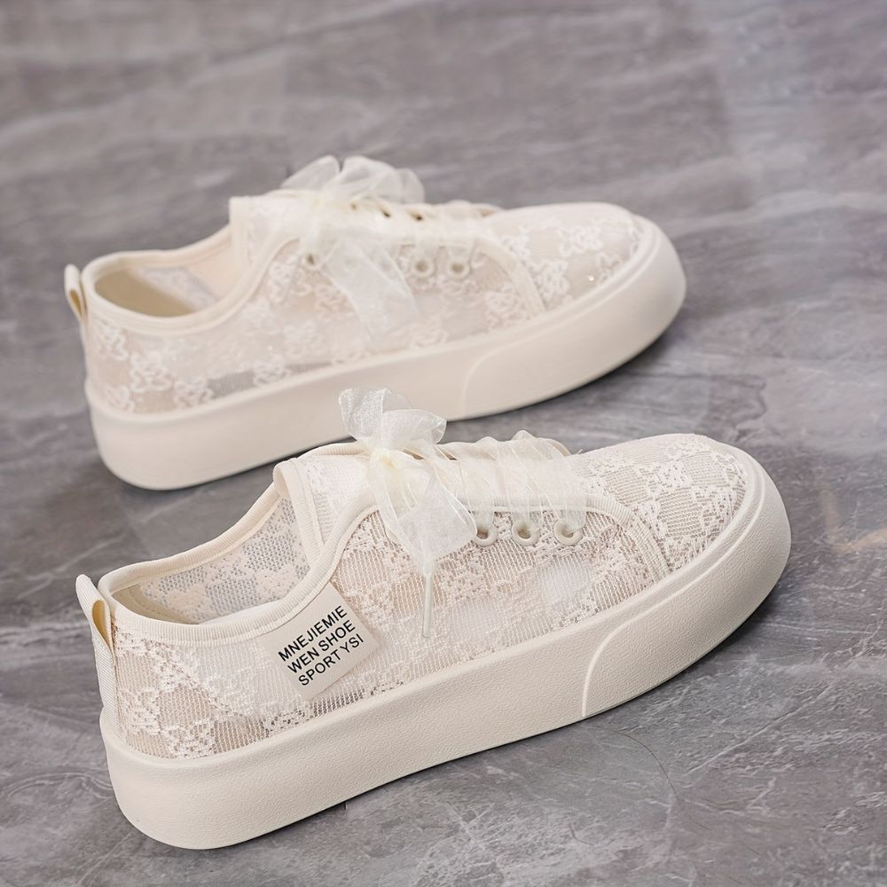 Women's breathable mesh sneakers with thick sole