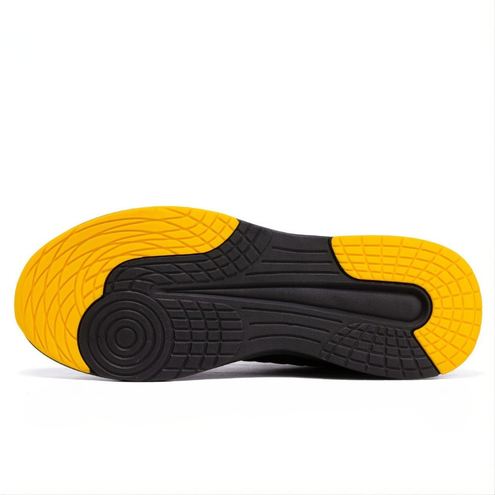Men's lightweight lace up running sneakers