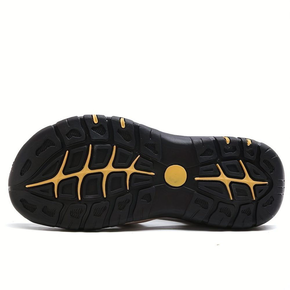 Men breathable adjustable strap sandals