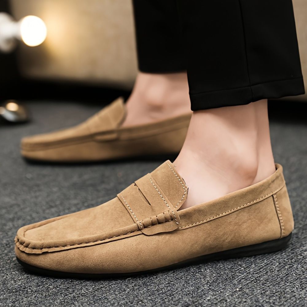 Men slip on casual low top loafers