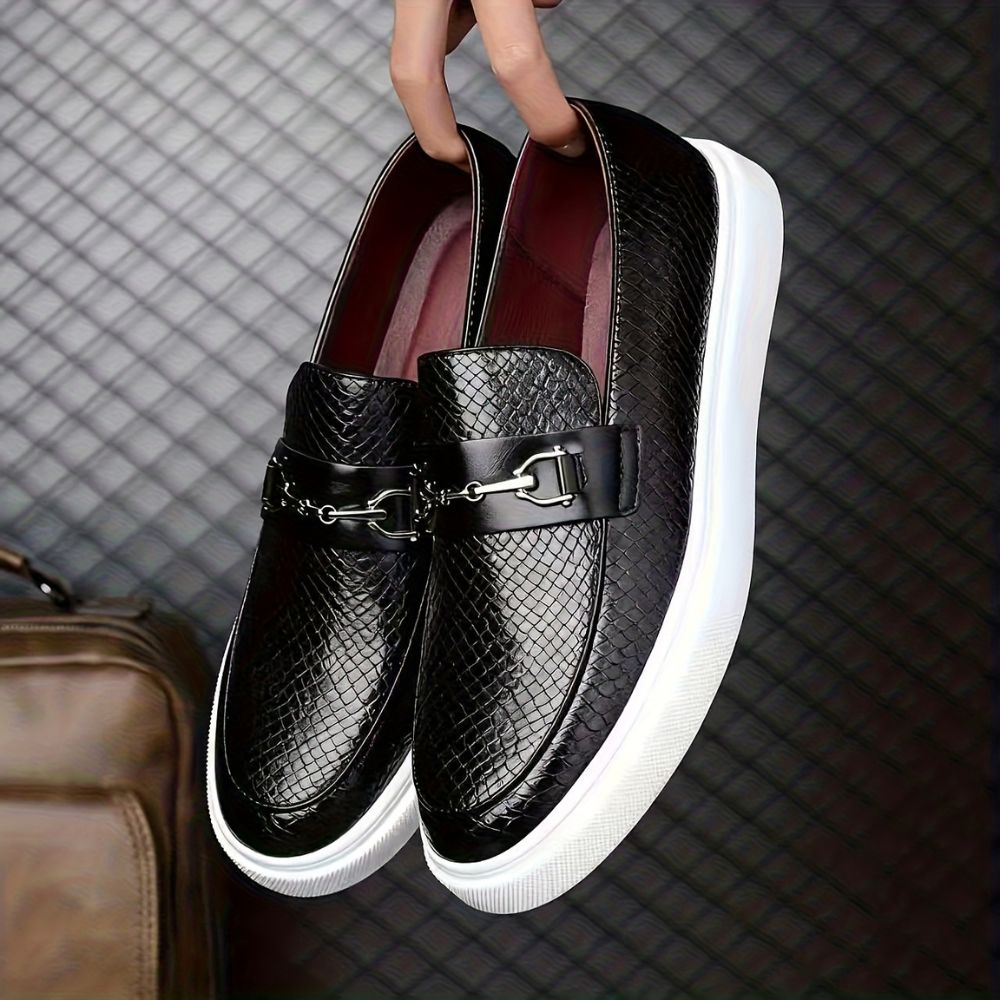 Men slip on buckle detail casual loafers