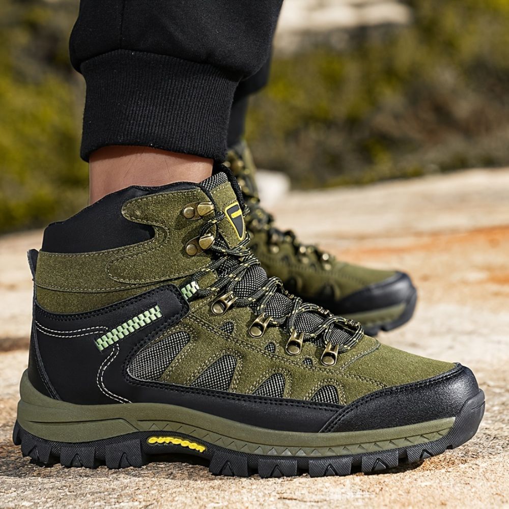 Men's outdoor hiking boots with non-slip sole