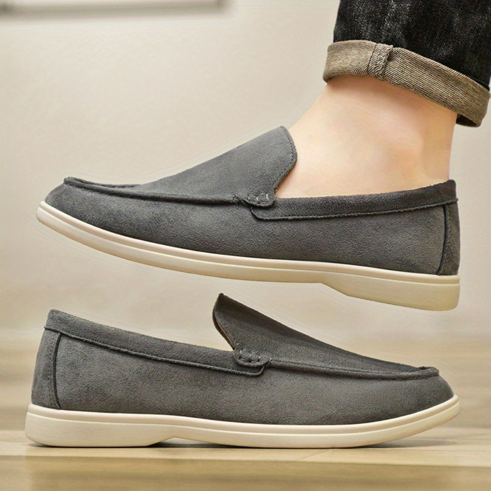 Men slip on lightweight casual loafers