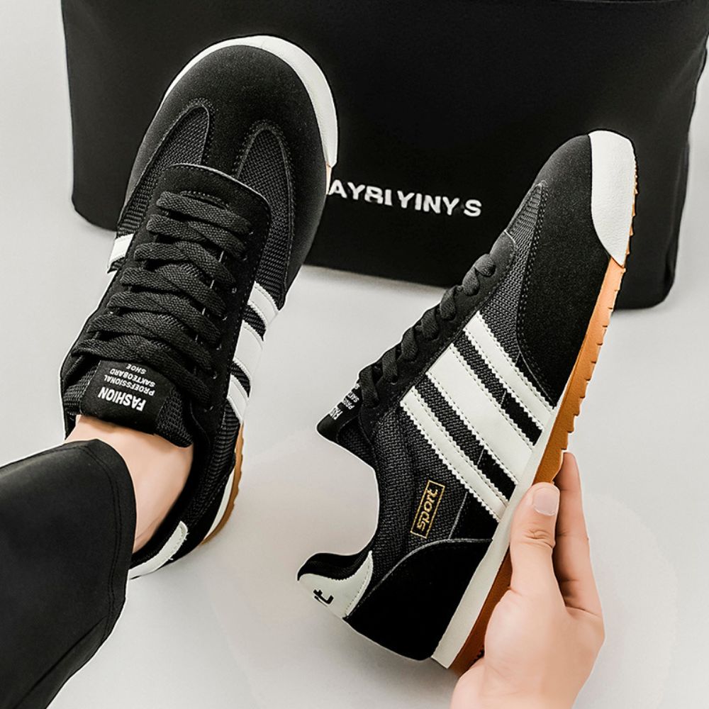Men lace up striped casual training sneakers