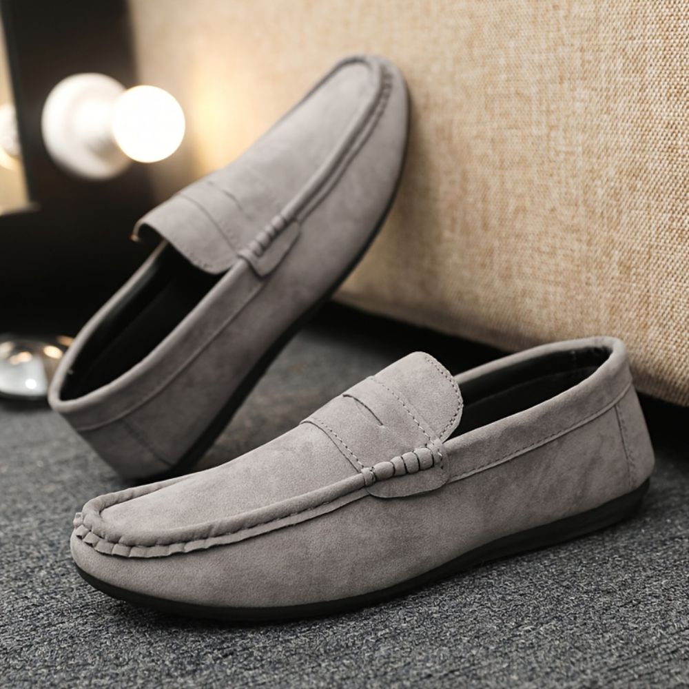 Men slip on casual low top loafers