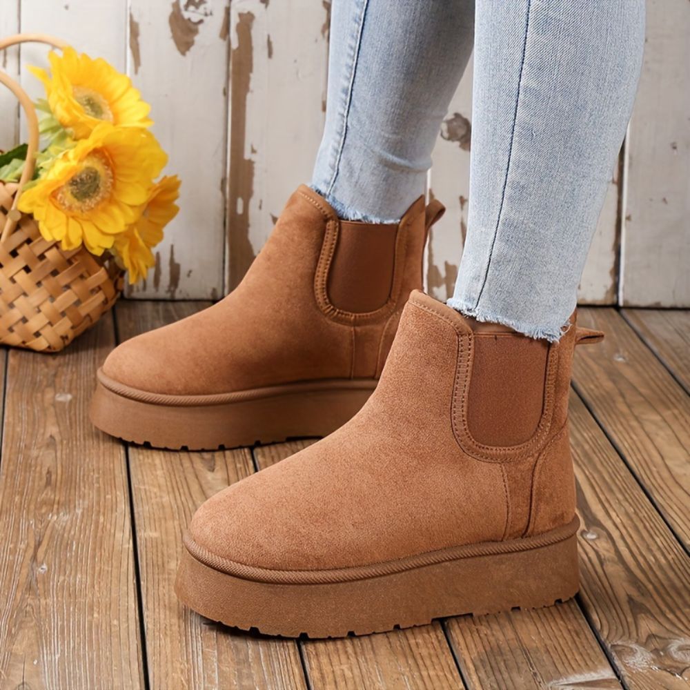 Women’s chunky platform ankle boots with fleece lining